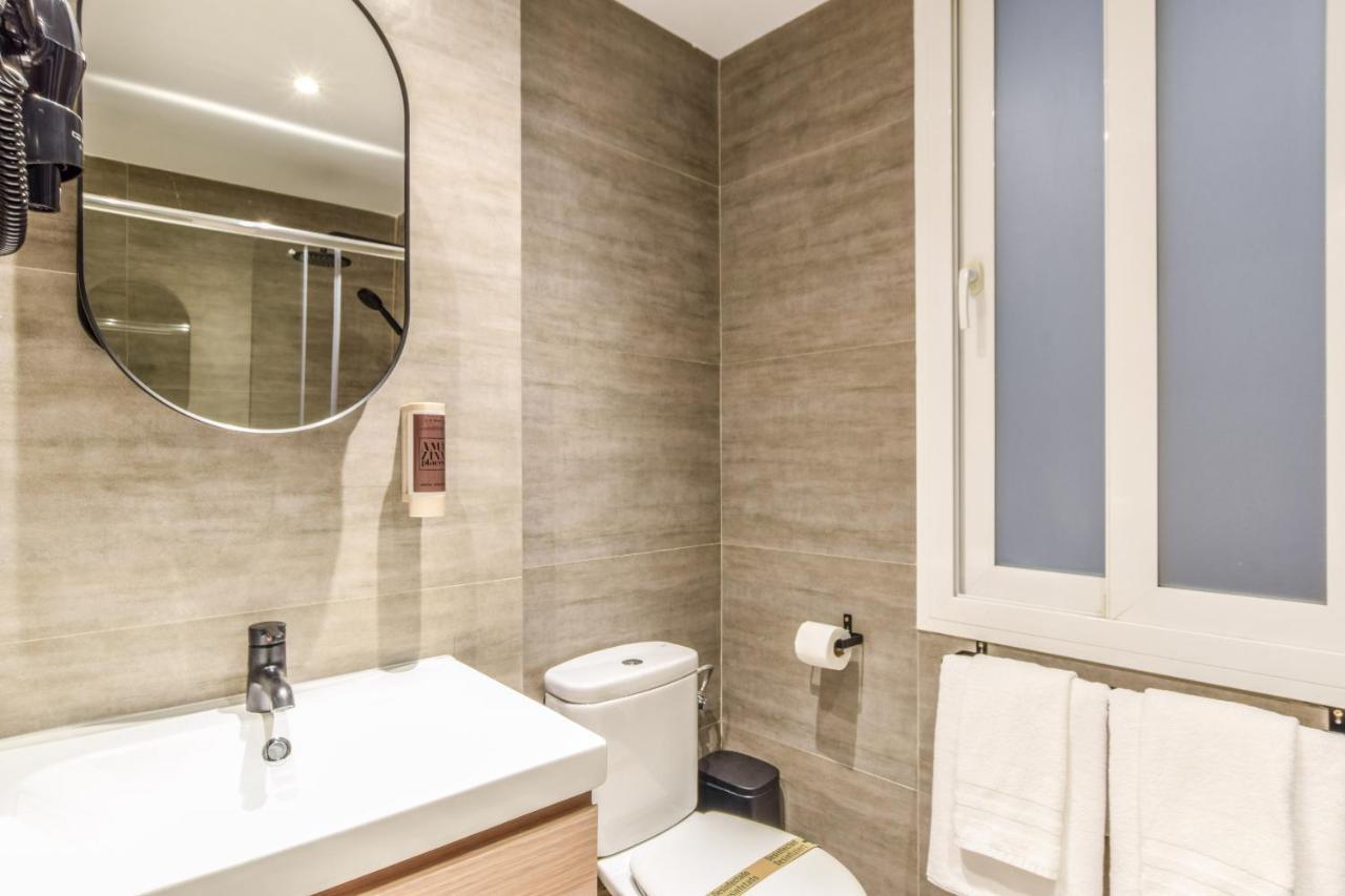 Acogedor Apartamento Gran Via -No Ascensor- Madrid Extérieur photo